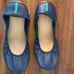 TIEKS California navy ballet flats size 9